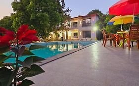 Riverland Farm And Resort